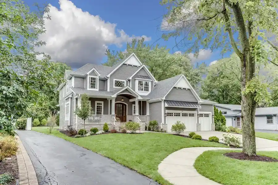 How To Choose Plants For Low-maintenance Front Yard Landscaping in Summerglen, San Antonio, TX 78260